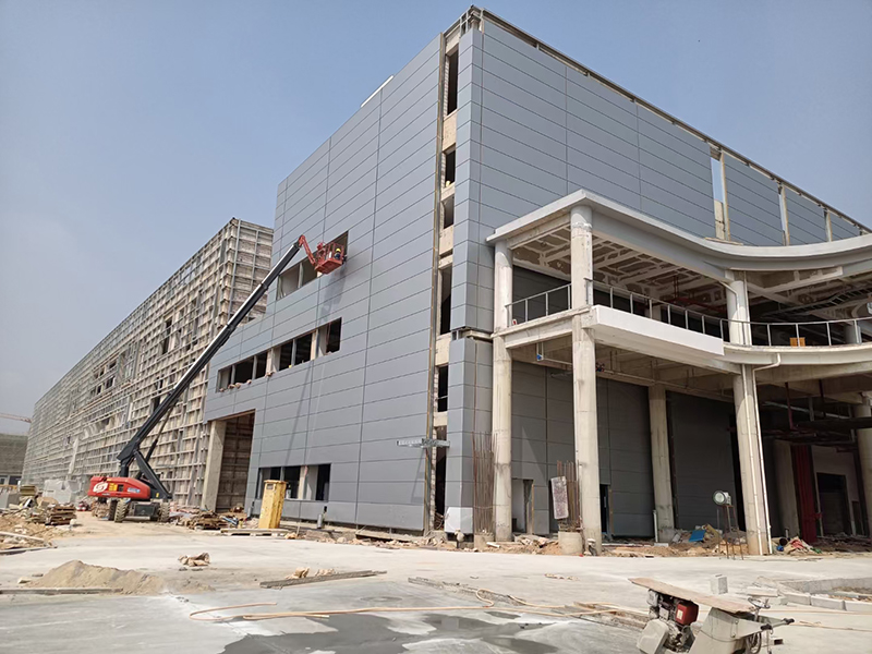 新型廠房使用聚氨酯材料建造有什么好處？